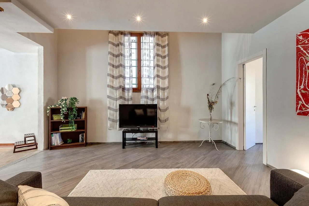 Zita Apartment By Mamo Florence